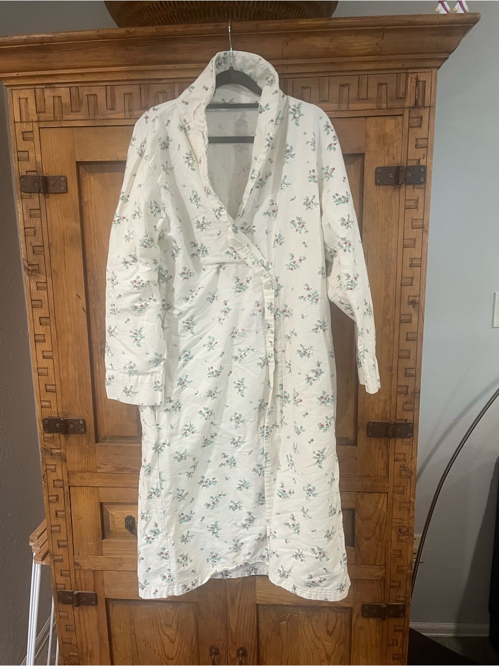 GARNET HILL Cream Floral PAJAMA Robe Coat